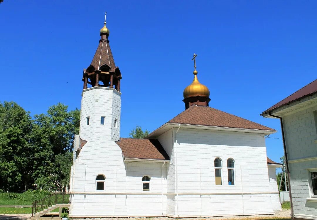 Ревякино тульская область фото Церковь Космы и Дамиана, Ревякино (Ясногорский район), фотография. фасады