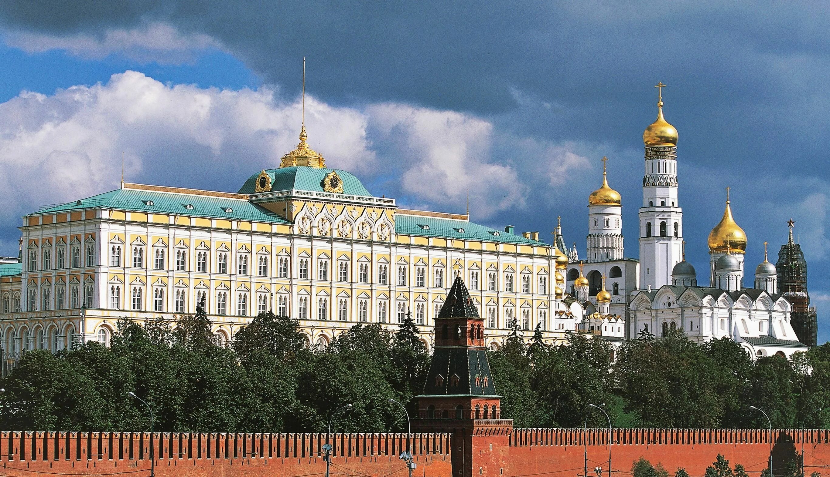 Резиденция президента россии в московском кремле фото 22 grand residences of heads of state (With images) Head of state, Grands, Resid