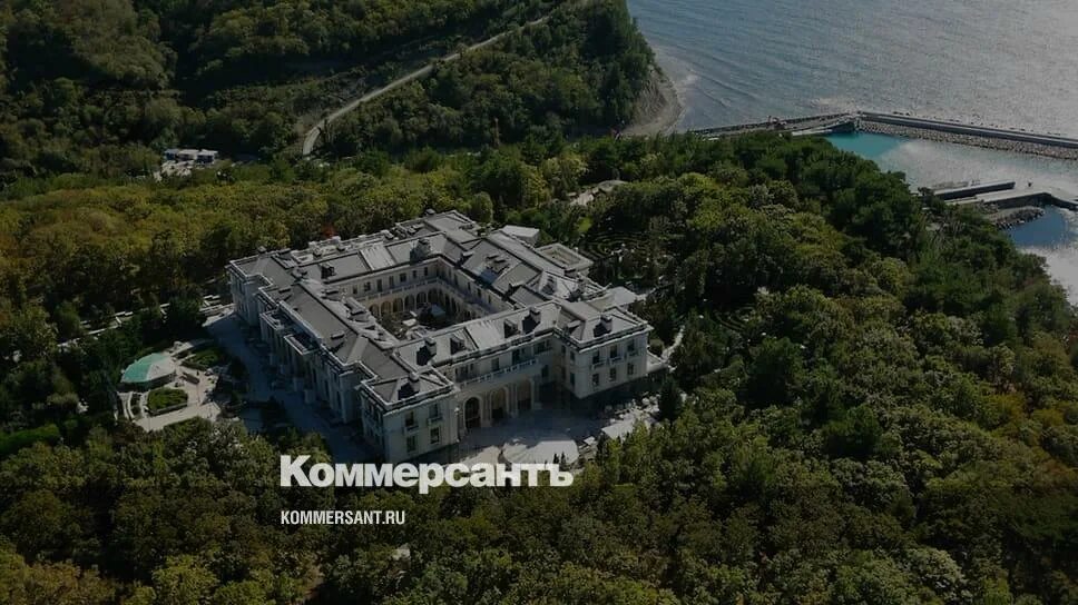 Резиденция путина в тверской области фото Кремль отказался назвать владельцев дворца из расследования Навального - Коммерс