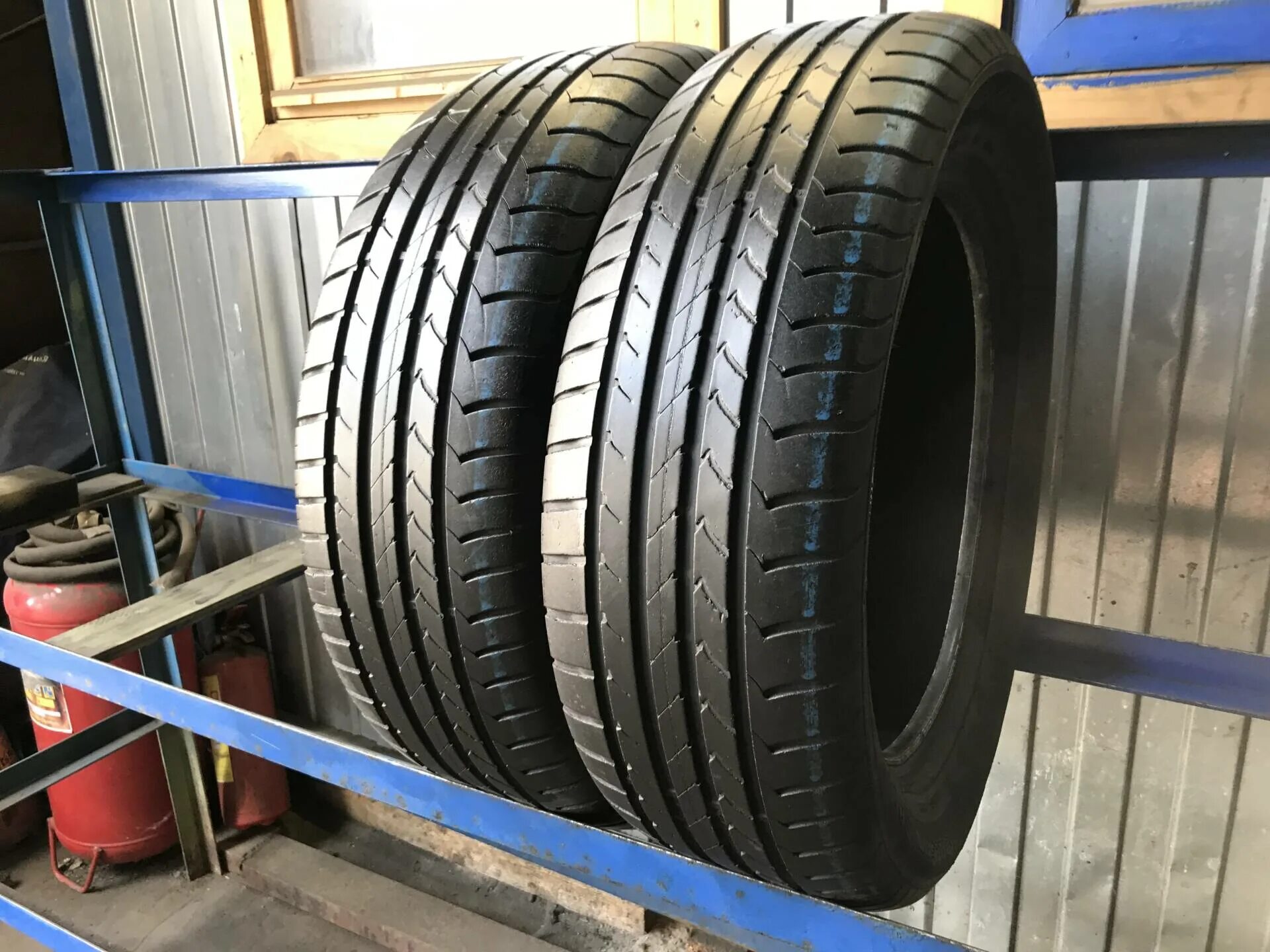 Резина 215 65 16 фото 215/65 R16 Continental ContiEcoContact 6 летние