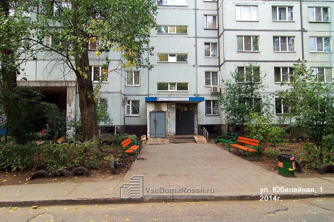 Резинотехник юбилейная ул 13 фото Togliatti, Yubileynaya st house 1 (ул. Дзержинского, 57). Apartment house