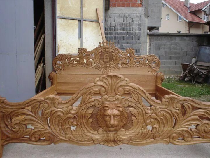 Резные кровати из дерева ручной работы фото Pin by Angel González Salazar on Dormitorios Box bed design, Luxury bedroom furn