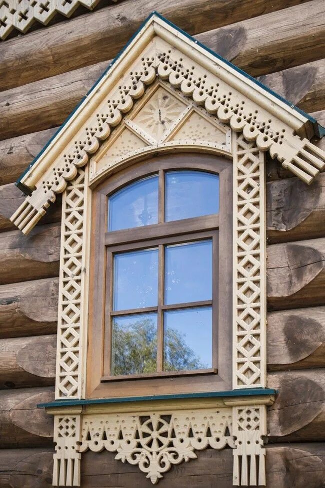 Резные окна фото Pin on дерево Russian architecture, Gorgeous doors, Window trim exterior