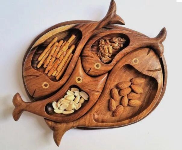 Резные работы из дерева фото Woodcarving Резьба по дереву Holzbrett, Fisch dekorationen, Schnitzen