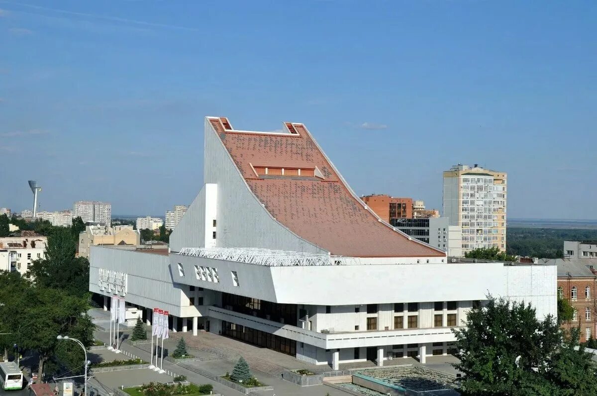 Ргмт ростов на дону фото В Ростове загорелось здание Музыкального театра - РБК