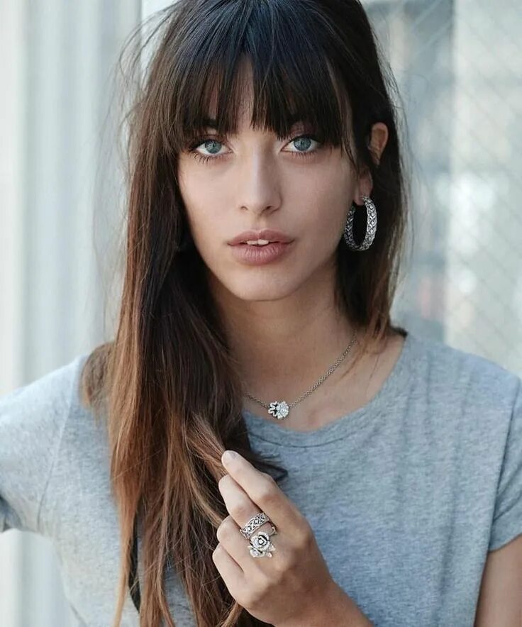 Рваная челка шторка фото Wispy bangs inspo that'll make you take the plunge wispy fringe, wispy bangstyle