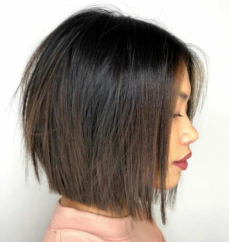 Рваная каре без челки фото #MediumBobHairstyles #BrunetteBob #MediumHairStyles #ShortBobHaircuts #HairInspo