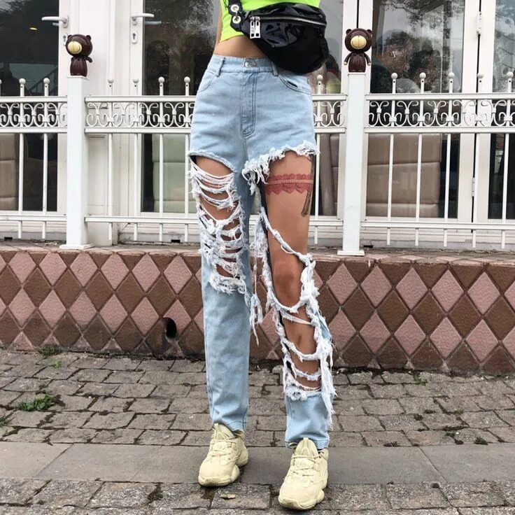 Рваная мода фото Extremely Destroyed Distressed Ripped Jeans - RippedJeans ® Official Site in 202