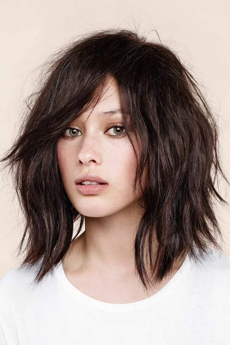 Рваная стрижка на средние волосы без челки What's Your Perfect Bob? Long bob hairstyles, Short hair styles, Long bob haircu