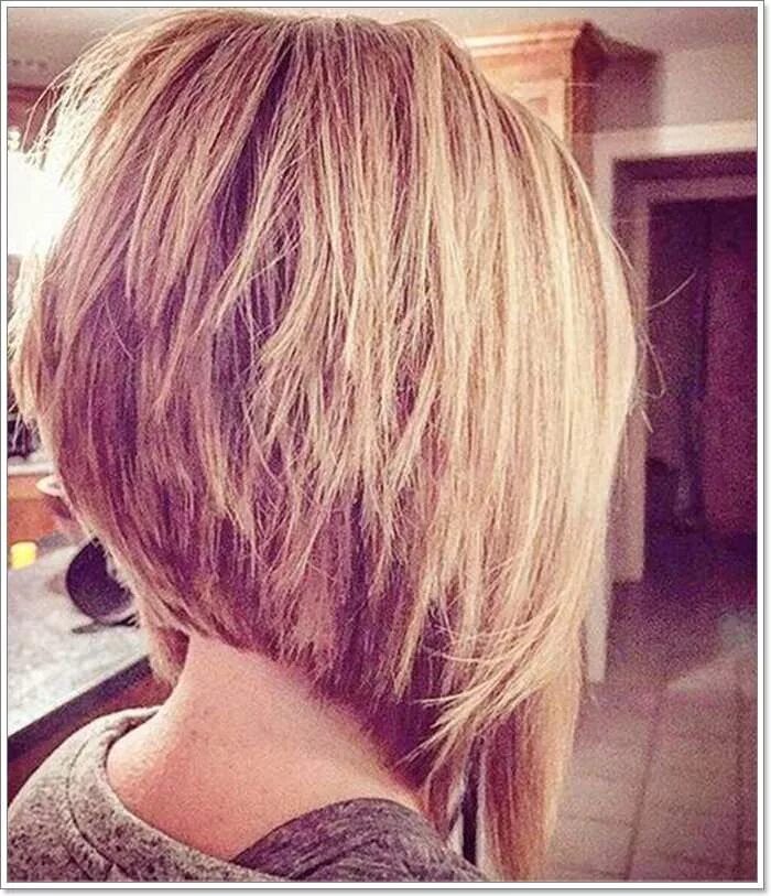 Рваное каре фото вид сзади 74 Ways to Rock a Stacked Bob Haircut for Women of All Ages Thick hair styles, I