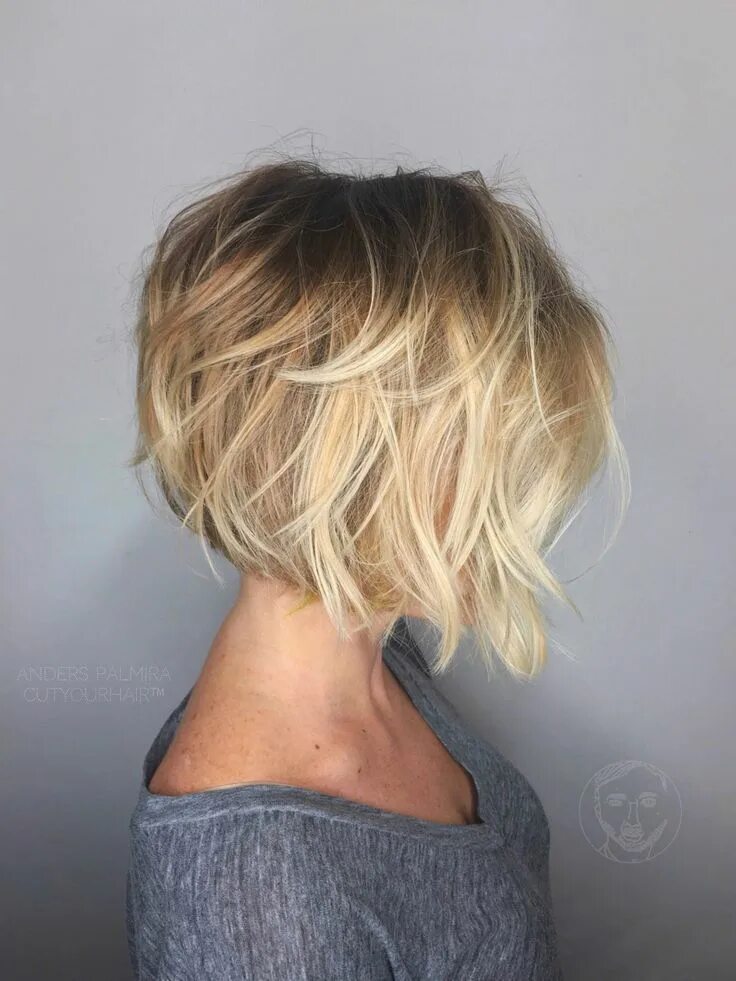 Рваное каре фото вид сзади боб каре на тонкие редкие волосы Messy bob hairstyles, Short hair styles, Hair s