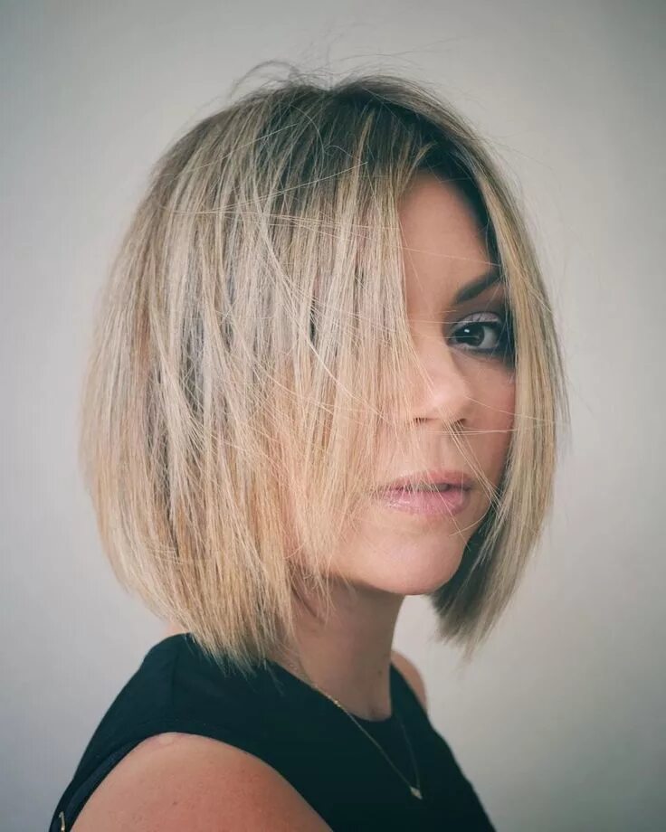 Рваное каре на средние волосы фото Chris Jones (@chrisjones_hair) * Instagram photos and videos Layered bob hairsty