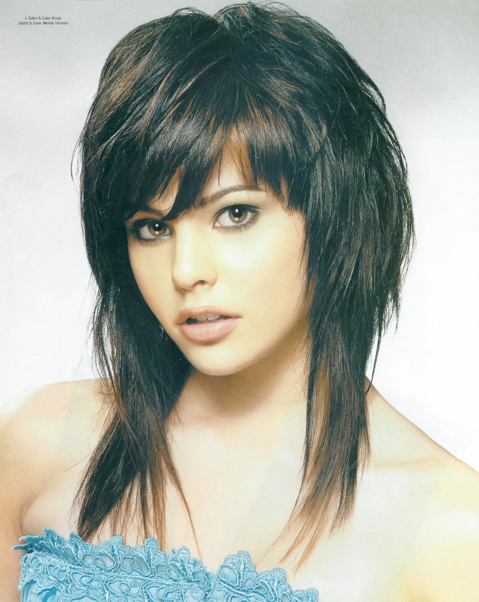 Рваные стрижки на средние волосы с челкой Coupe déstructurée Hair cuts, Hair styles, Long shag hairstyles