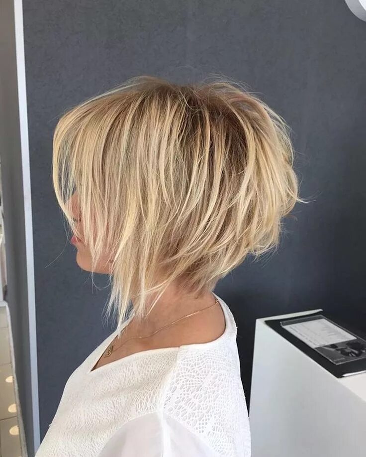 Рваный боб фото Kesim önemli ✂ #love# blonde# instahair# haircut Inverted bob hairstyles, Bob ha